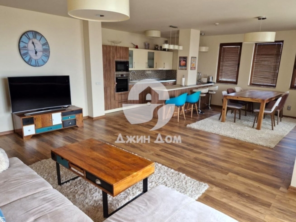 Четиристаен апартамент в Свети Влас - 160 кв.м за 1863 €/кв.м - Снимка #1