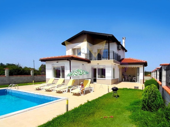 Къща в с. Топола, Област Добрич - 150 кв.м за 1800 €/кв.м - Снимка #1