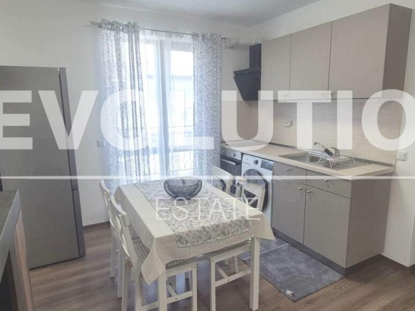 Дава се под наем Двустаен апартамент в Варна, Конфуто - 59 кв.м за 450 € - Снимка #1