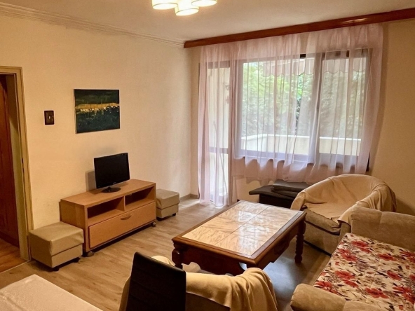 Дава се под наем Тристаен апартамент в Пловдив, Съдийски - 85 кв.м за 500 € - Снимка #1