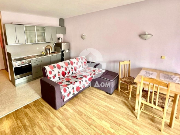 Двустаен апартамент в к.к. Слънчев бряг - 64 кв.м за 1157 €/кв.м - Снимка #1