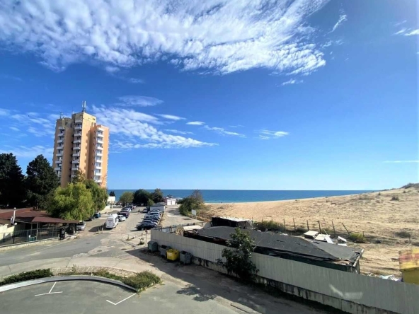 Двустаен апартамент в Несебър - 69 кв.м за 1883 €/кв.м - Снимка #1