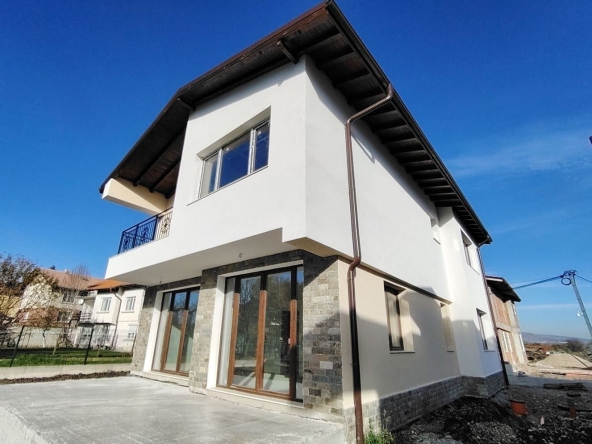 Къща в с. Петърч, Област София-област - 211 кв.м за 769 €/кв.м - Снимка #1