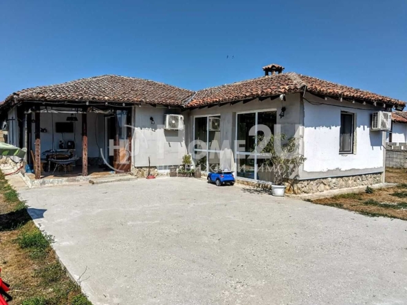 Къща в с. Калиманци, Област Варна - 116 кв.м за 1337 €/кв.м - Снимка #1