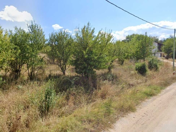 Земеделски имот в с. Герман, Област София-град -  кв.м за 72000 €/дка - Снимка #1