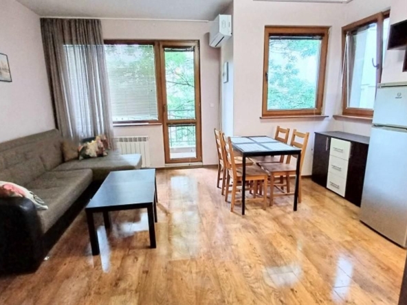 Дава се под наем Двустаен апартамент в София, Хаджи Димитър - 60 кв.м за 557.43 € - Снимка #1