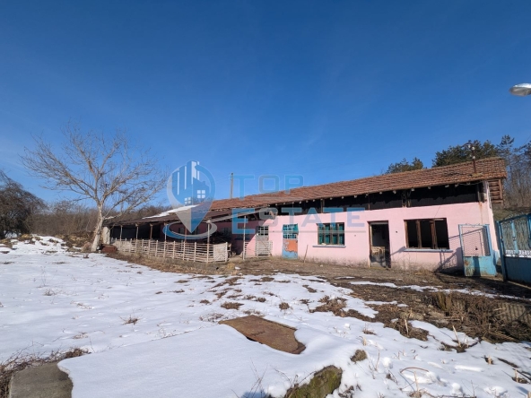 Промишлена сграда в Борово - 112 кв.м за 242 €/кв.м - Снимка #1