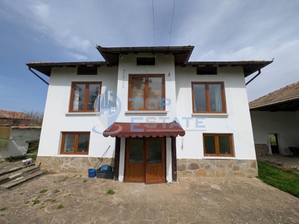 Къща в с. Ресен, Област Велико Търново - 120 кв.м за 542 €/кв.м - Снимка #1