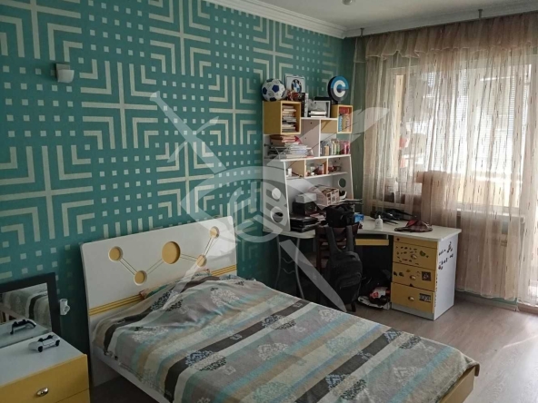 Дава се под наем Двустаен апартамент в София, Красна поляна 2 - 68 кв.м за 156000 € - Снимка #1