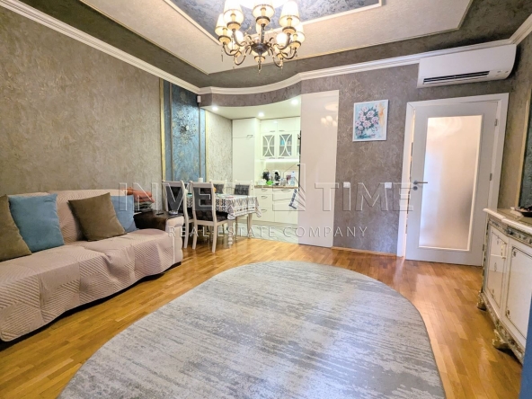 Тристаен апартамент в к.к. Св.Св. Константин и Елена - 101 кв.м за 2921 €/кв.м - Снимка #1