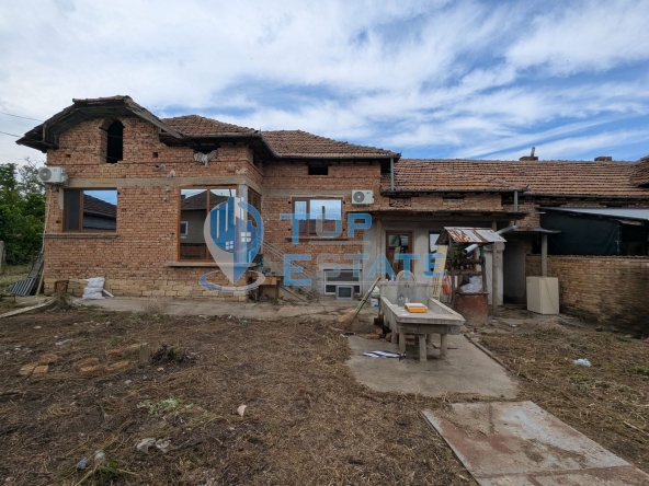 Къща в с. Караисен, Област Велико Търново - 100 кв.м за 500 €/кв.м - Снимка #1