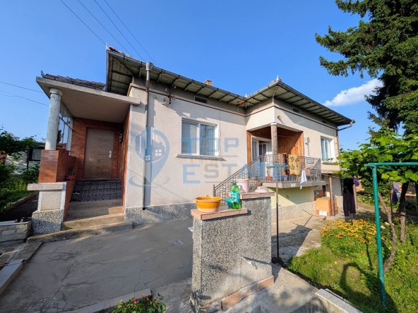Къща в с. Хаджидимитрово, Област Велико Търново - 100 кв.м за 276 €/кв.м - Снимка #1