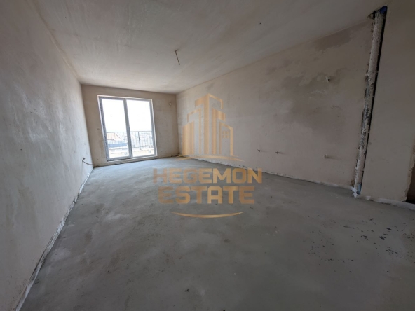 Тристаен апартамент в Варна, Погреби - 97 кв.м за 1825 €/кв.м - Снимка #1