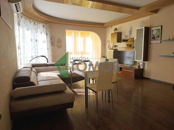 Дава се под наем Тристаен апартамент в Стара Загора, Била - 124 кв.м за 650 € - Снимка #1