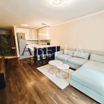 Дава се под наем Тристаен апартамент в София, Овча купел - 80 кв.м за 1000 € - Снимка #1