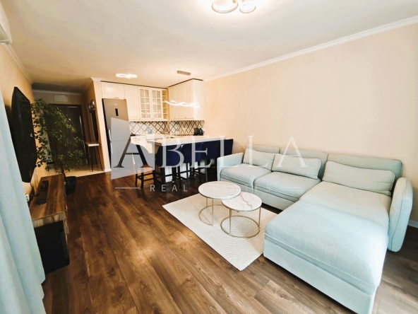 Дава се под наем Тристаен апартамент в София, Овча купел - 80 кв.м за 1000 € - Снимка #1