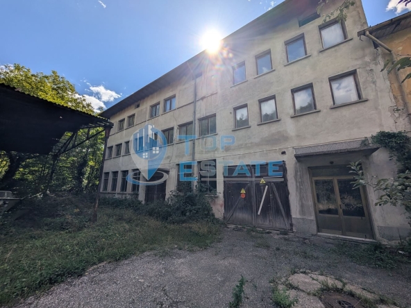 Хотел в Плачковци - 438 кв.м за 354 €/кв.м - Снимка #1