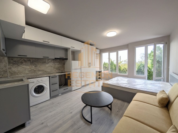 Едностаен апартамент в Варна, м-т Траката - 40 кв.м за 2100 €/кв.м - Снимка #1