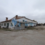 Промишлена сграда в с. Ресен, Област Велико Търново - 652 кв.м за 283 €/кв.м - Снимка #1