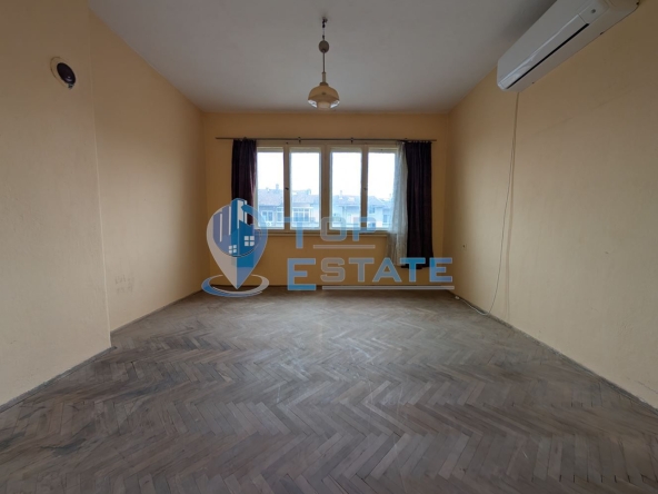Многостаен апартамент в Горна Оряховица - 105 кв.м за 452 €/кв.м - Снимка #1