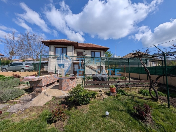 Къща в с. Вишовград, Област Велико Търново - 102 кв.м за 475 €/кв.м - Снимка #1