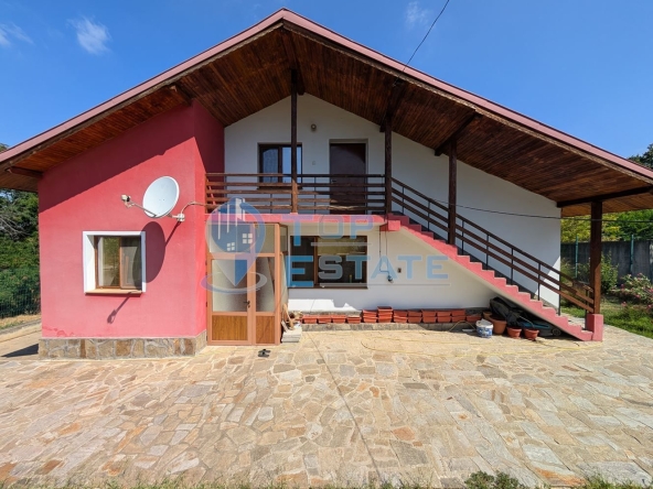 Къща в с. Караисен, Област Велико Търново - 191 кв.м за 192 €/кв.м - Снимка #1