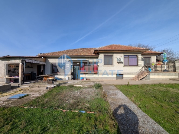 Къща в с. Климентово, Област Велико Търново - 115 кв.м за 364 €/кв.м - Снимка #1