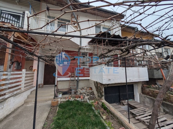 Къща в Стражица - 120 кв.м за 319 €/кв.м - Снимка #1