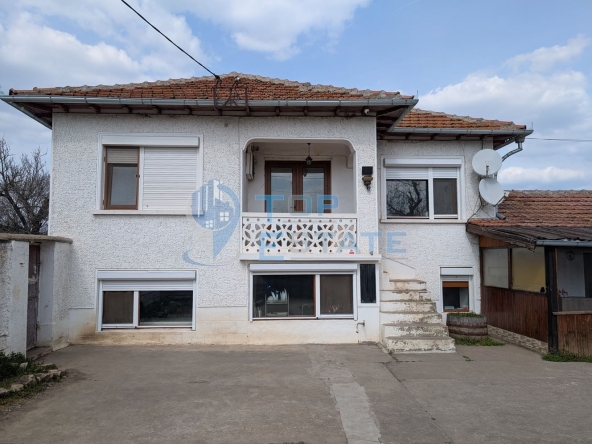 Къща в с. Раданово, Област Велико Търново - 140 кв.м за 248 €/кв.м - Снимка #1
