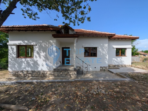 Къща в с. Русаля, Област Велико Търново - 82 кв.м за 528 €/кв.м - Снимка #1