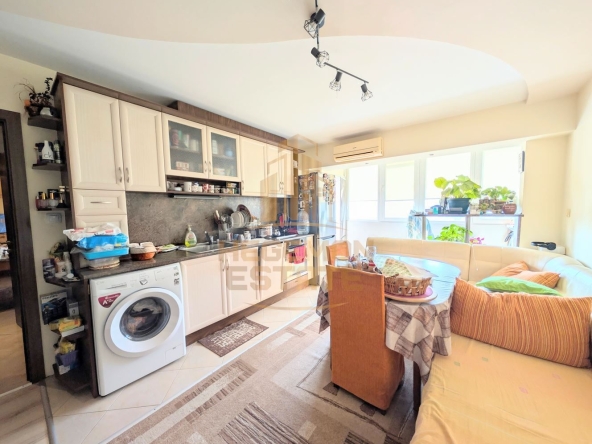 Тристаен апартамент в Варна, Аспарухово - 61 кв.м за 1058 €/кв.м - Снимка #1
