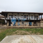 Къща в с. Емен, Област Велико Търново - 300 кв.м за 1030 €/кв.м - Снимка #1