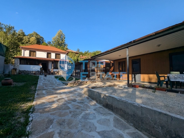 Къща в Трявна - 150 кв.м за 1067 €/кв.м - Снимка #1