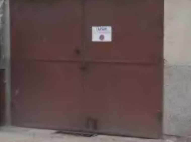 Дава се под наем Гараж / Паркомясто в Добрич, Център - 20 кв.м за 51 € - Снимка #1