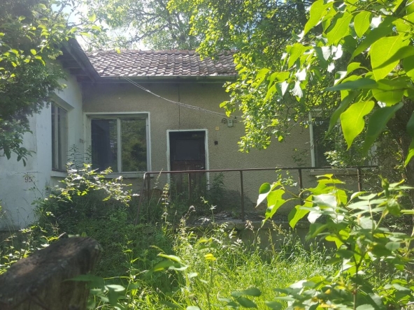 Къща в с. Докьовци, Област Перник - 60 кв.м за 213 €/кв.м - Снимка #1