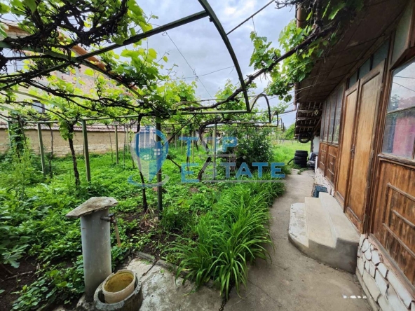 Къща в с. Драганово, Област Велико Търново - 80 кв.м за 350 €/кв.м - Снимка #1