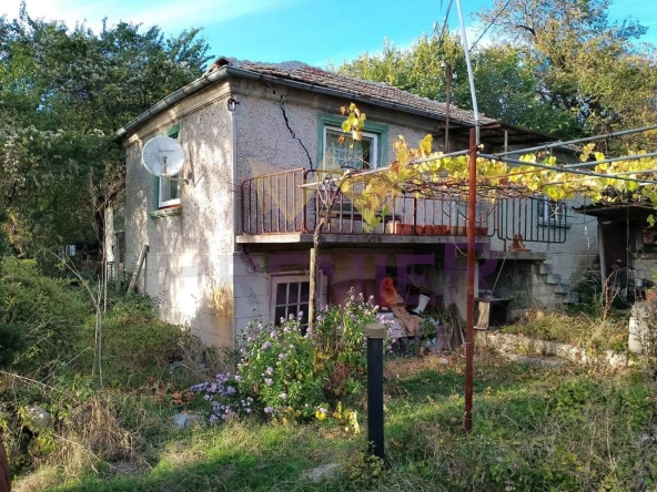 Къща в с. Радево, Област Варна - 150 кв.м за 274 €/кв.м - Снимка #1