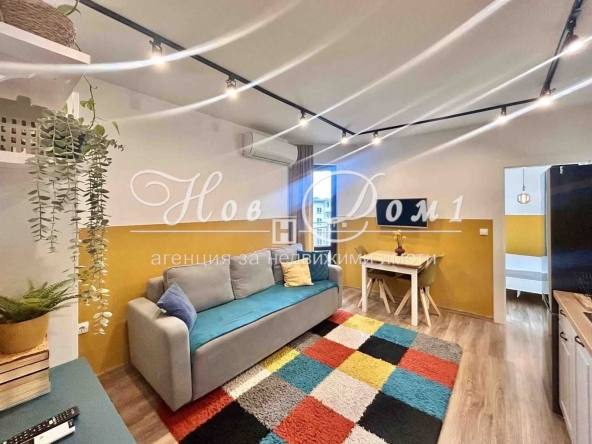 Двустаен апартамент в Варна, ЖП Гара - 47 кв.м за 3022 €/кв.м - Снимка #1