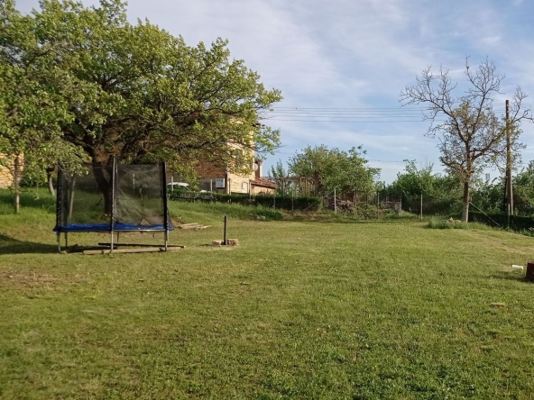 Парцел в с. Кюлевча, Област Шумен - 1200 кв.м за 34 €/кв.м - Снимка #1