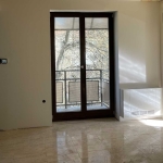 Дава се под наем Мезонет в Плевен, Идеален център - 119 кв.м за 248900 € - Снимка #1