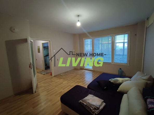 Двустаен апартамент в Пловдив, Младежки Хълм - 70 кв.м за 2143 €/кв.м - Снимка #1