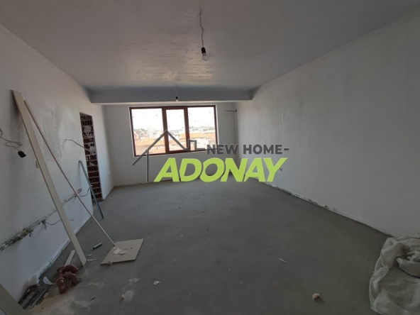 Тристаен апартамент в Пловдив, Център - 118 кв.м за 1531 €/кв.м - Снимка #1