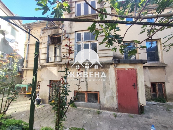 Къща в Варна, Операта - 170 кв.м за 2248 €/кв.м - Снимка #1