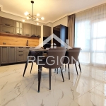 Дава се под наем Тристаен апартамент в Варна, Бриз - 110 кв.м за 1300 € - Снимка #1