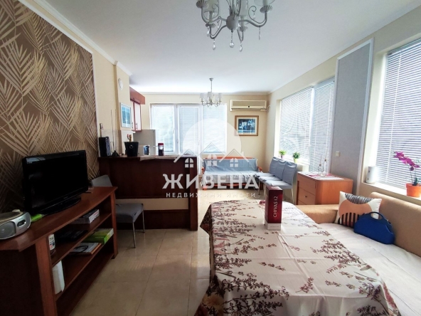 Двустаен апартамент в Поморие - 91 кв.м за 1292 €/кв.м - Снимка #1