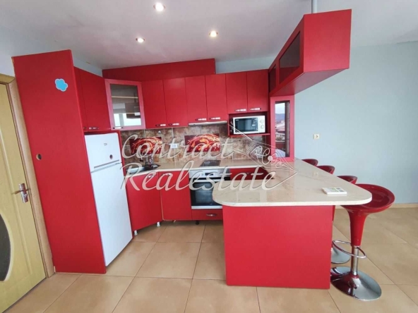 Дава се под наем Тристаен апартамент в Варна, Бриз - 120 кв.м за 510 € - Снимка #1