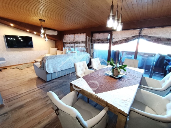 Четиристаен апартамент в Велинград - 250 кв.м за 920 €/кв.м - Снимка #1