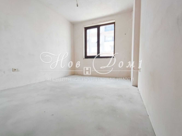 Тристаен апартамент в Варна, Кайсиева градина - 73 кв.м за 1917 €/кв.м - Снимка #1