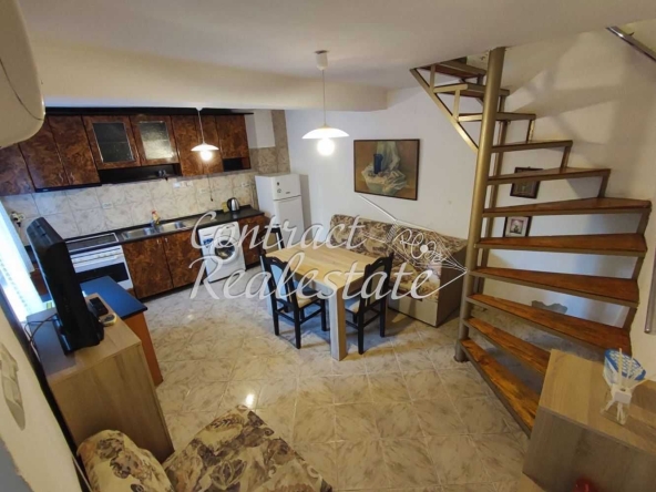 Дава се под наем Мезонет в Варна, Погреби - 55 кв.м за 306 € - Снимка #1