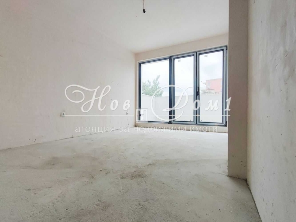 Двустаен апартамент в Варна, Бриз - 66 кв.м за 928 €/кв.м - Снимка #1
